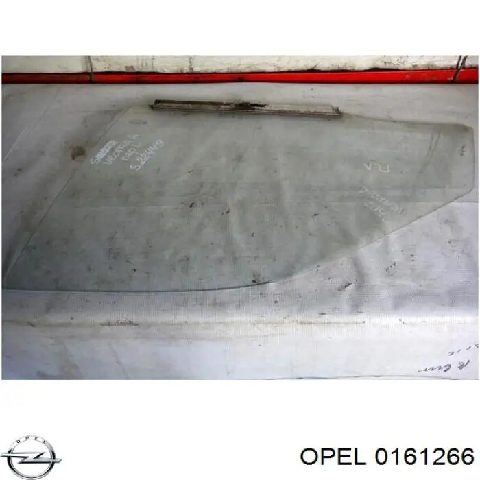 0161266 Opel скло передніх дверей, лівою