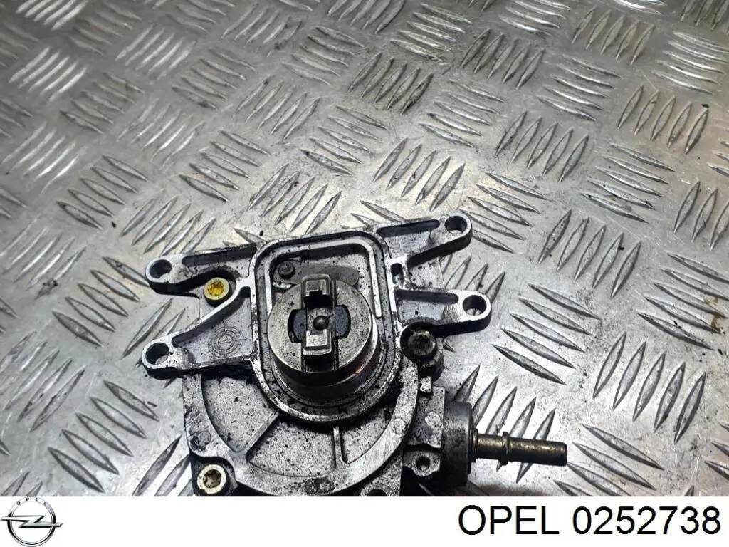 Насос вакуумний General Motors 0252738 ціна, від 24.86 USD