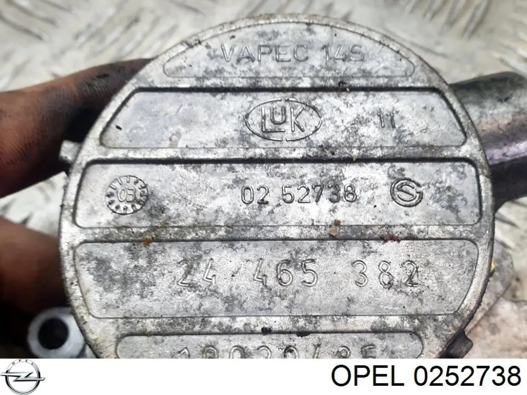 0252738 Opel Насос вакуумний