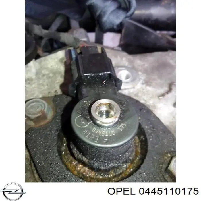Паливні форсунки 5821535 Opel