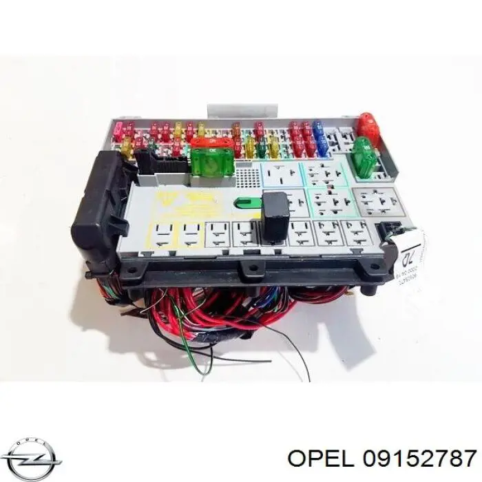 Коробка запобіжників Opel 09152787 ціна, від 22.57 USD