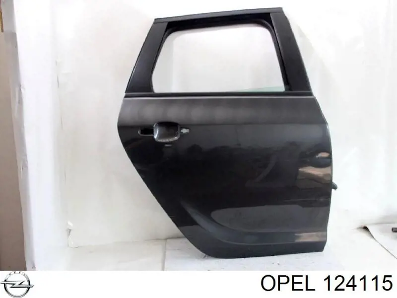 Двері пасажирські задні праві на Opel Astra J Sports Tourer 35