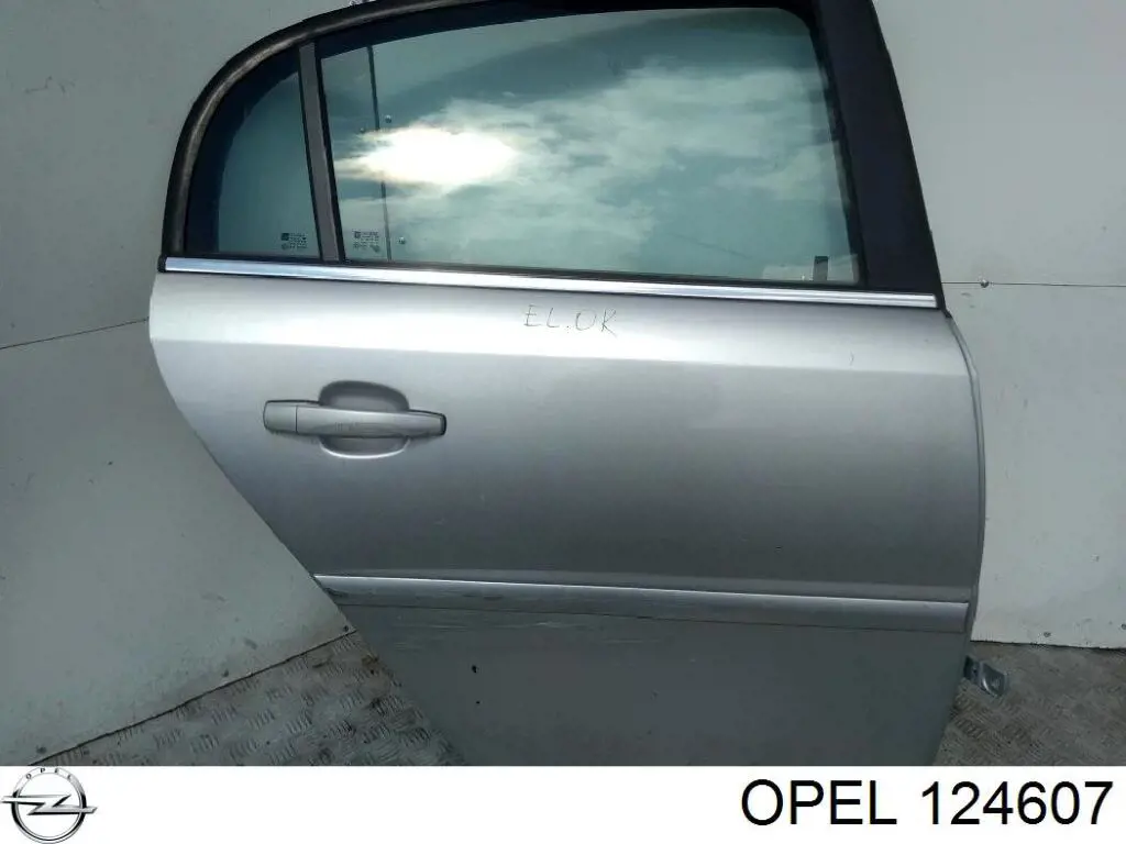 Двері задні, праві Opel Vectra 100 (Опель Вектра)