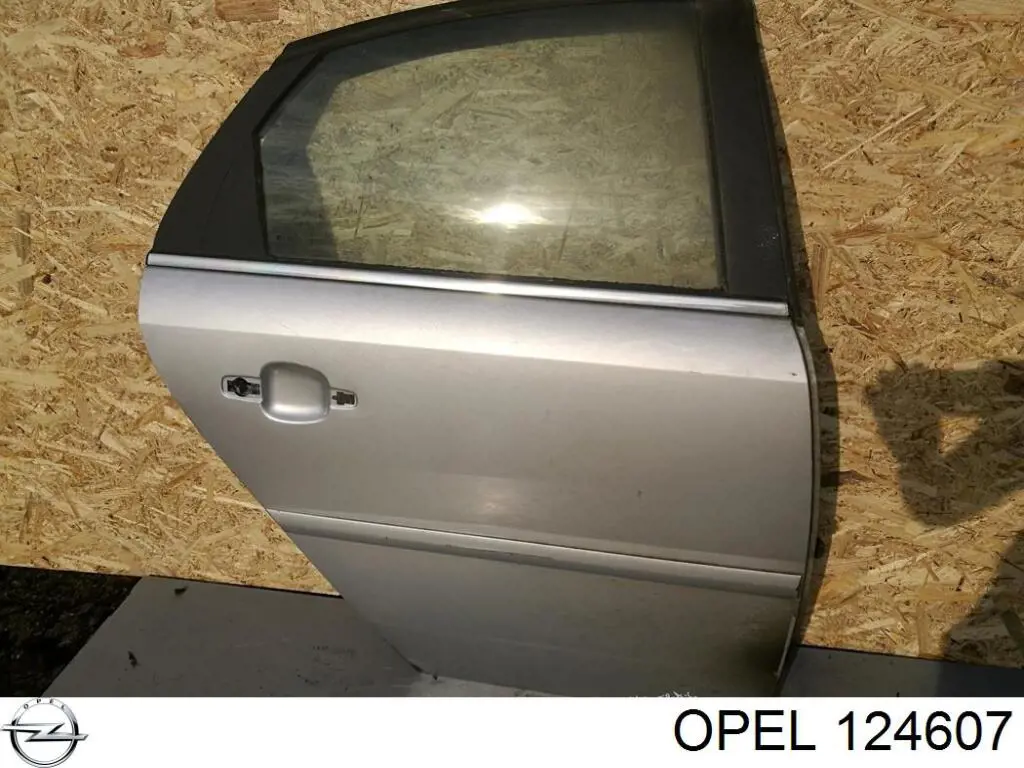 Купити 124607 Opel Двері задні, праві