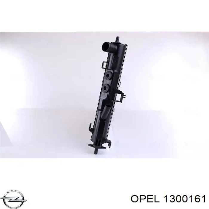Купити 1300161 Opel Радіатор двигуна