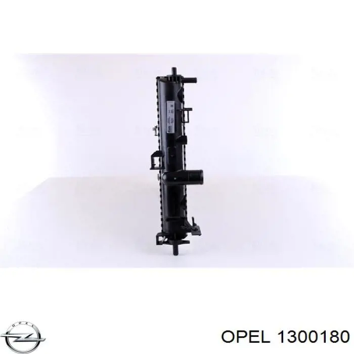 Радіатор охолодження Opel 1300180