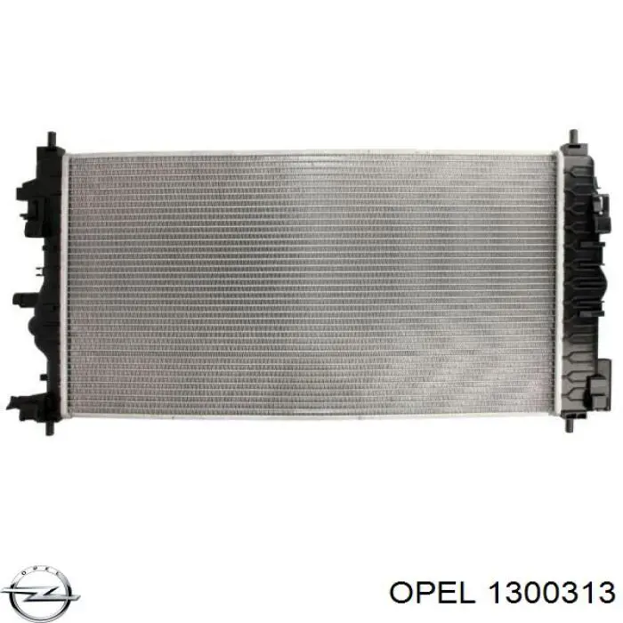 1300313 Opel радіатор охолодження двигуна