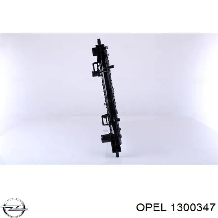 1300347 Opel Радіатор охолодження двигуна