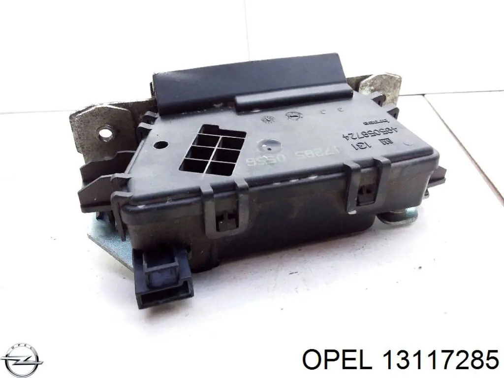 Замок дверей багажника Opel 13117285 ціна, від 28.12 USD