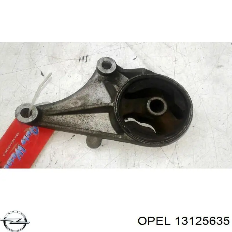 Купити 13125635 Opel Подушка двигуна передня