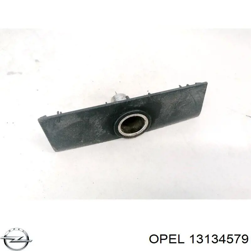 Консоль центральна панелі керування Opel 13134579