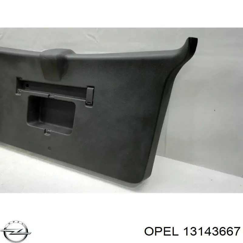 13143667 Opel Пластик п'ятих дверей
