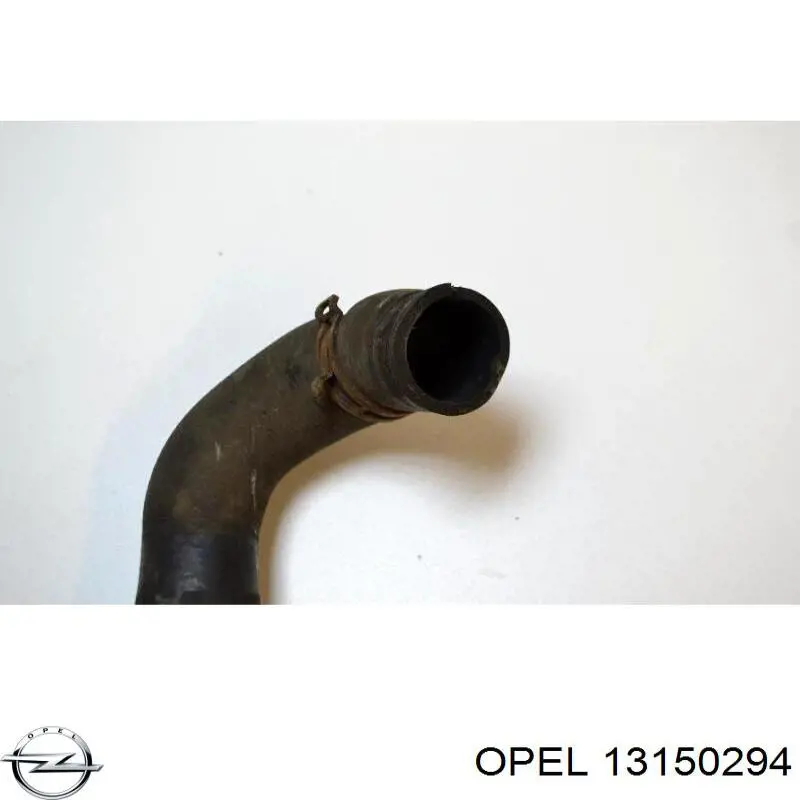 Шланг/патрубок радіатора охолодження, верхній 13150294 Opel