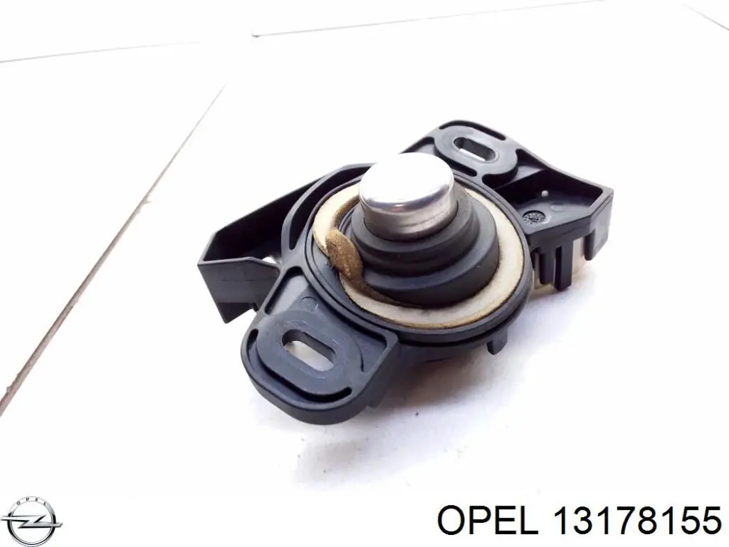 Замок дверей багажника General Motors 13178155 ціна, від 61.58 USD