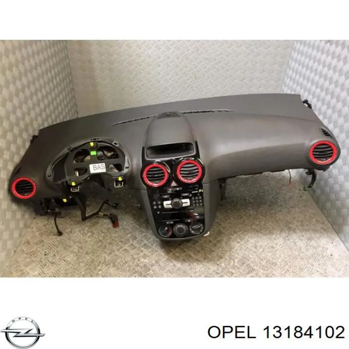 Купити 13184102 Opel Передня панель