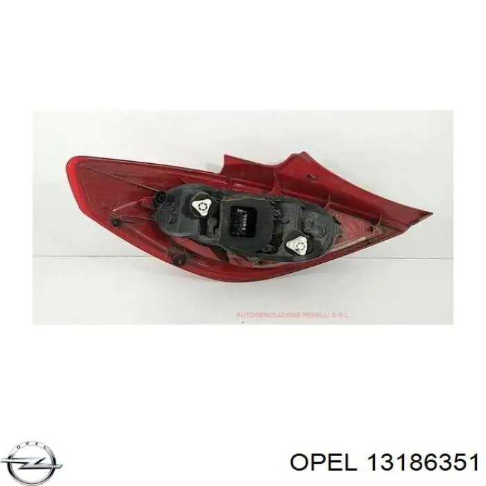 13186351 Opel Ліхтар задній правий