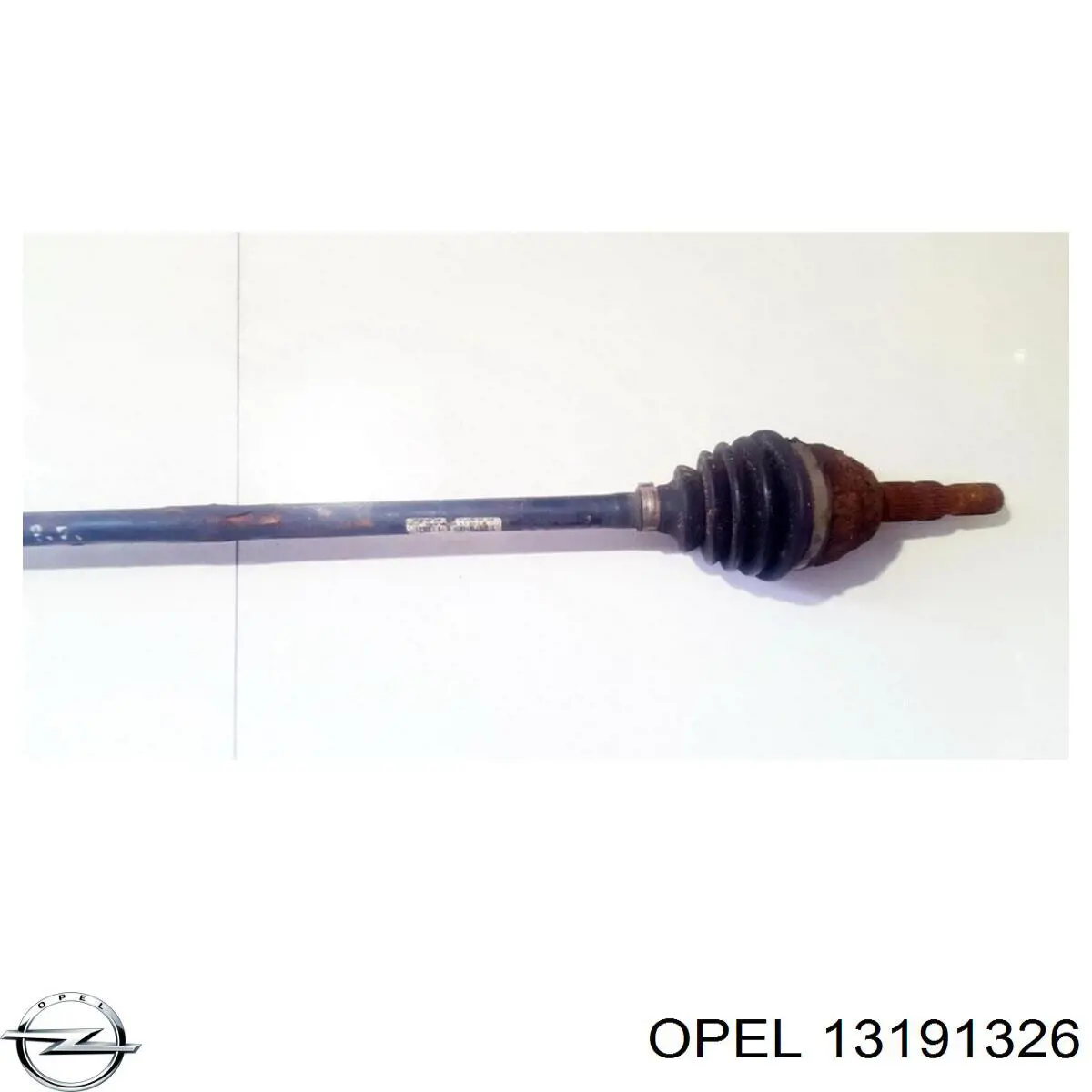 Піввісь передня, права Magneti Marelli 302004190219 ціна, від 83.00 USD