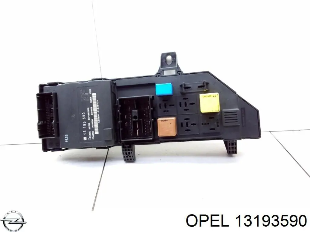 Купити 13193590 Opel 