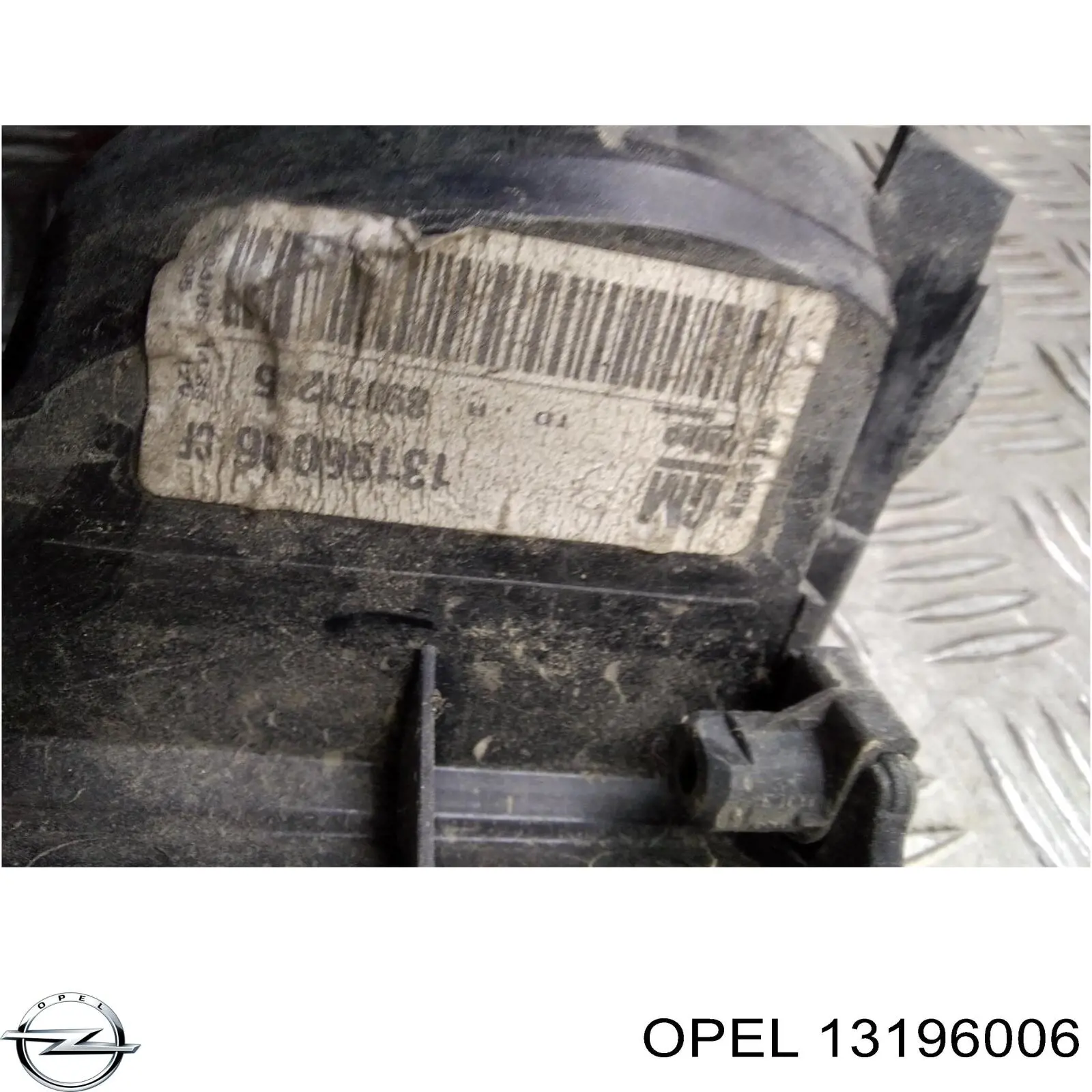 Протівотуманнка задня, права General Motors 13196006 ціна, від 13.44 USD