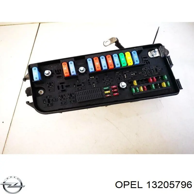 Купити 13205796 Opel 
