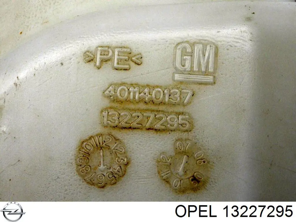  Бачок омивача Opel Insignia 