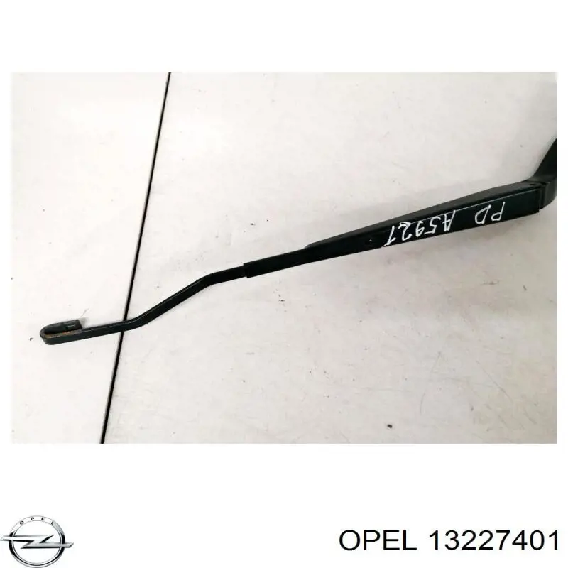 Поводок двірника Opel 13227401