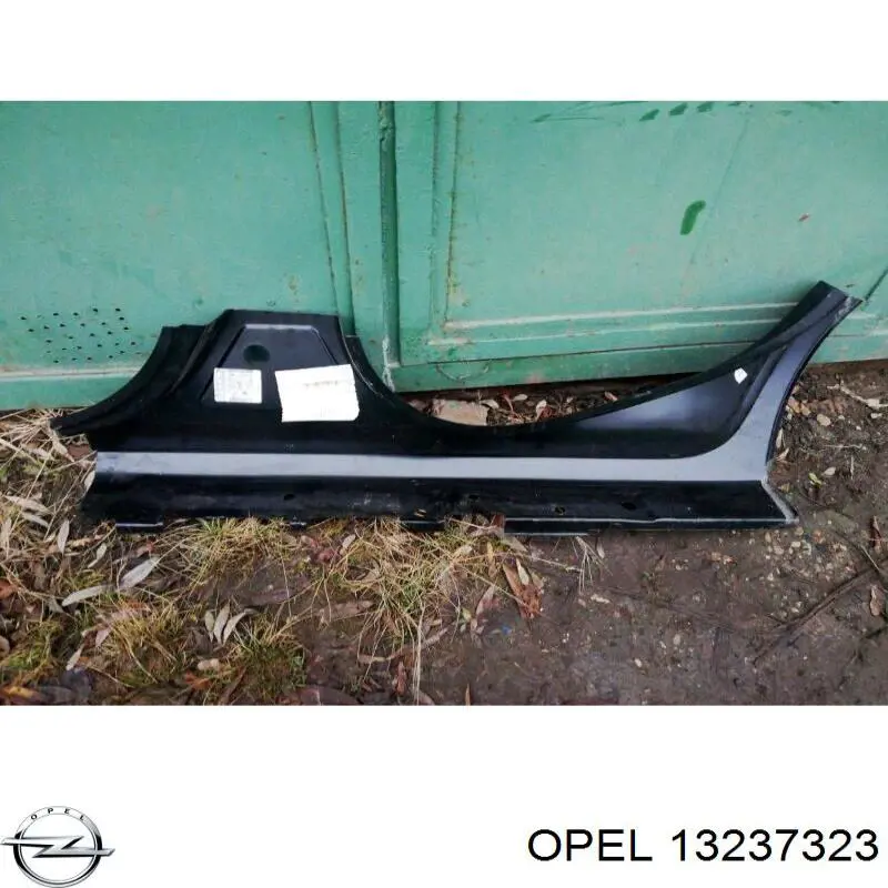 Облицювання порогу внутрішня, права Opel 13237323 ціна, від 122.43 USD