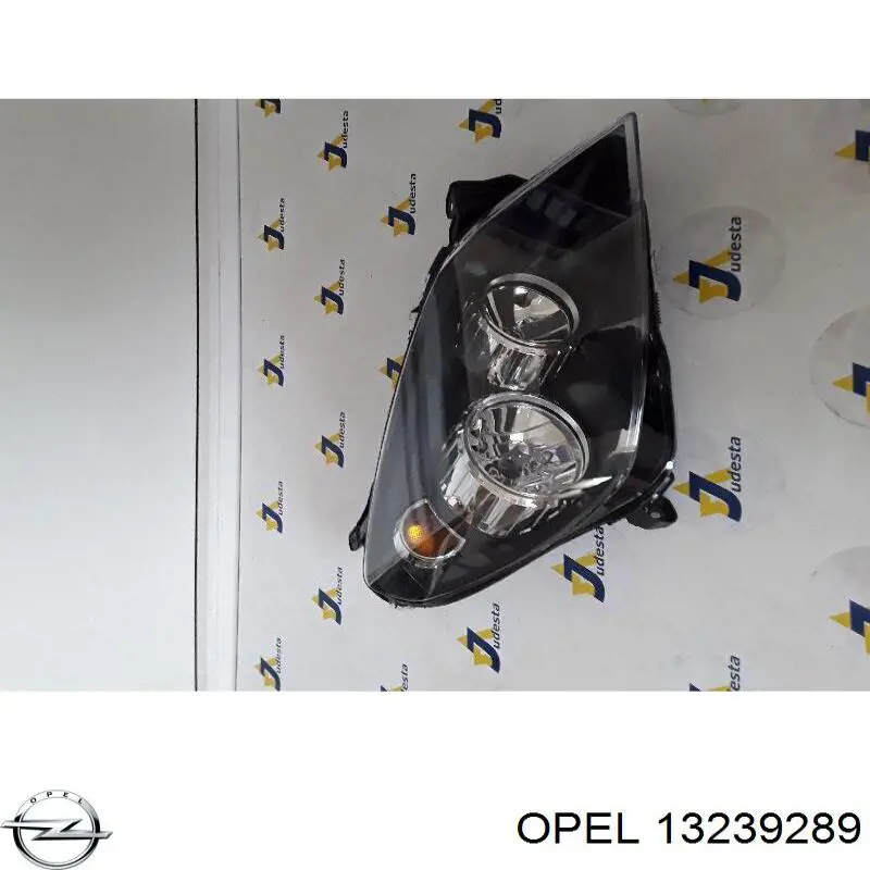 Фара правая Opel 13239289 ціна, від 118.27 USD