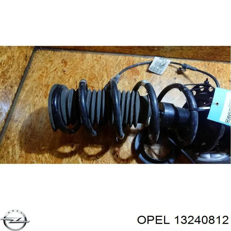 Купити 13240812 Opel 