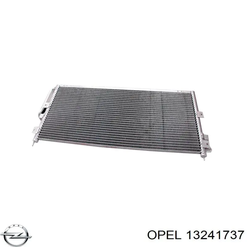 Радіатор кондиціонера 13241737 Opel