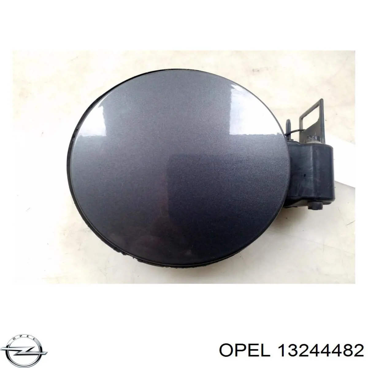 Купити 13244482 Opel Лючок (дверцята) бензобака