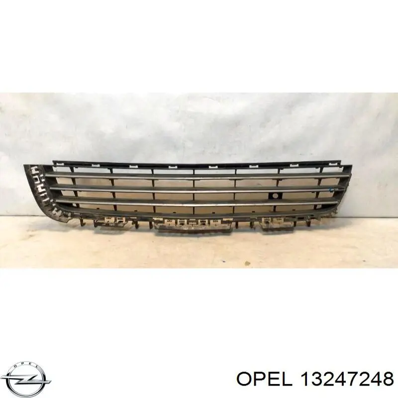 Решітка переднього бампера Opel 13247248 ціна, від 75.32 USD