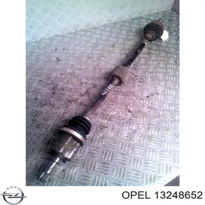 Піввісь передня, права Opel 13248652 ціна, від 101.88 USD