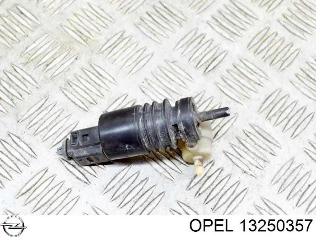 Насос-двигун омивача скла, перед/зад Opel 13250357