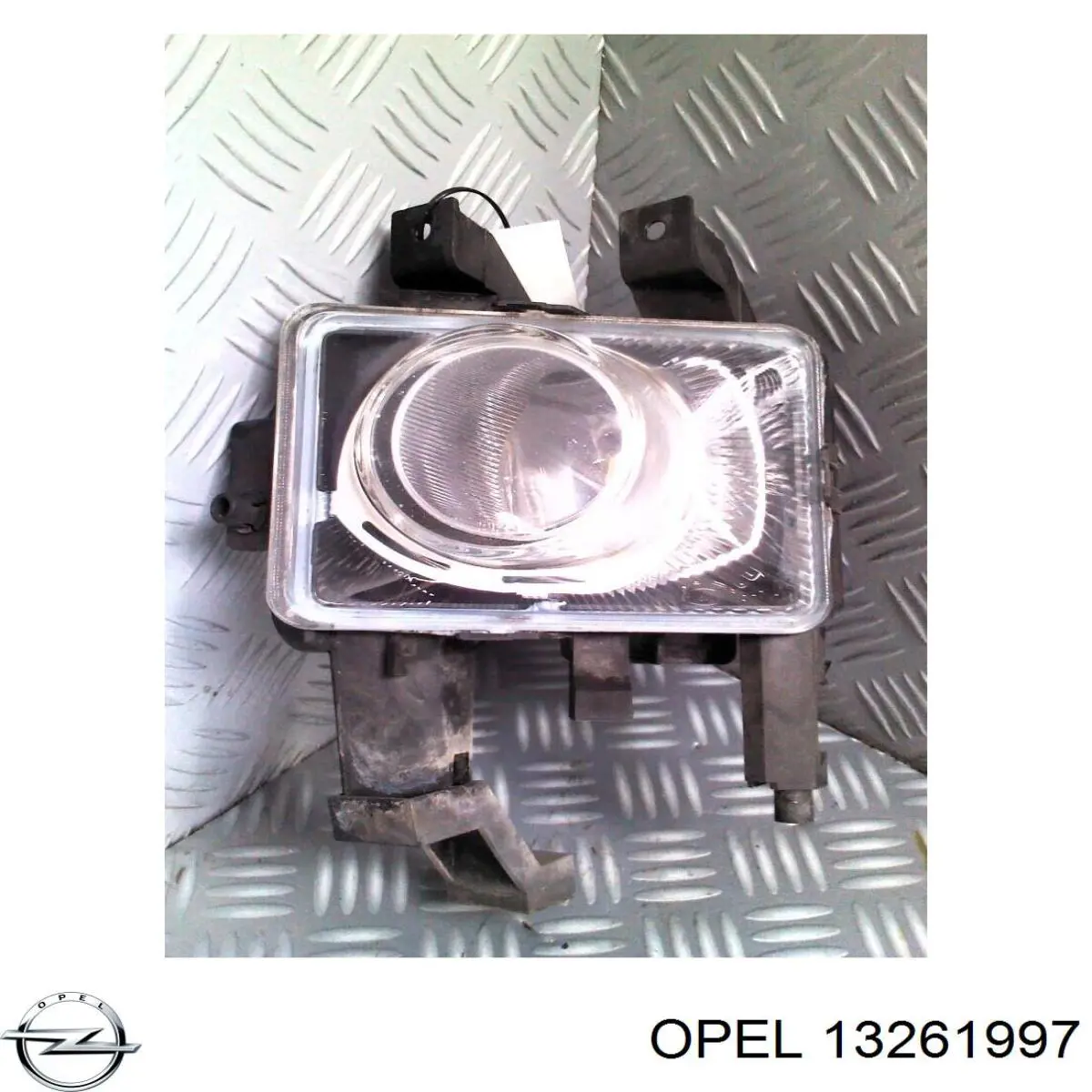 Туманка ліва Opel 13261997 ціна, від 38.17 USD