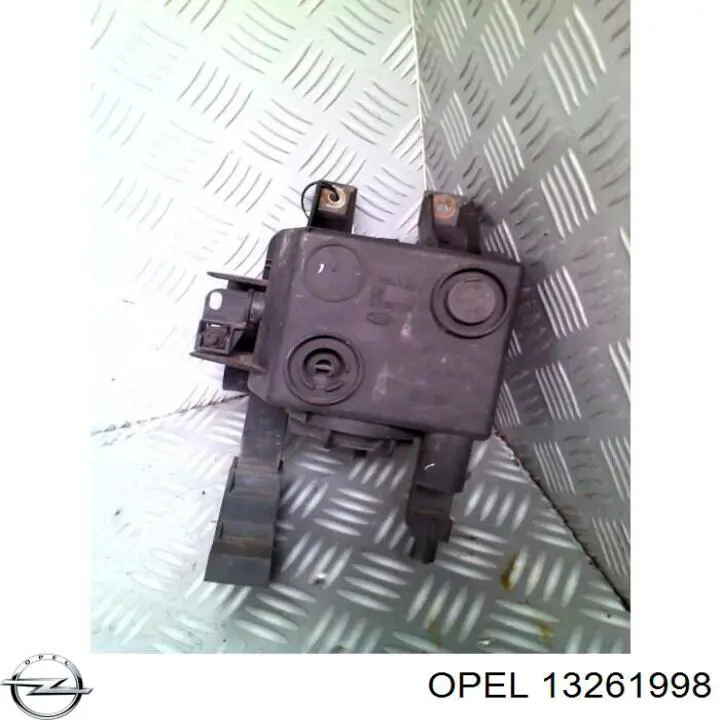 Права протитуманні фари Opel 13261998