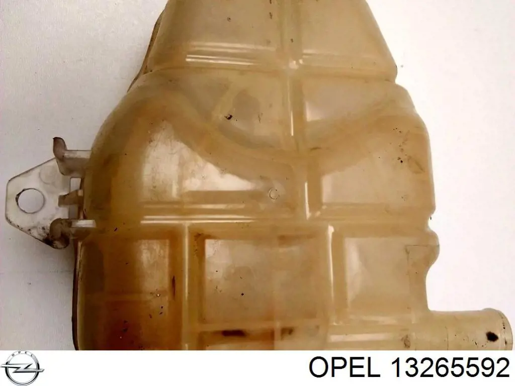 Бачок системи охолодження двигуна розширювальний Opel 13265592 ціна, від 33.77 USD