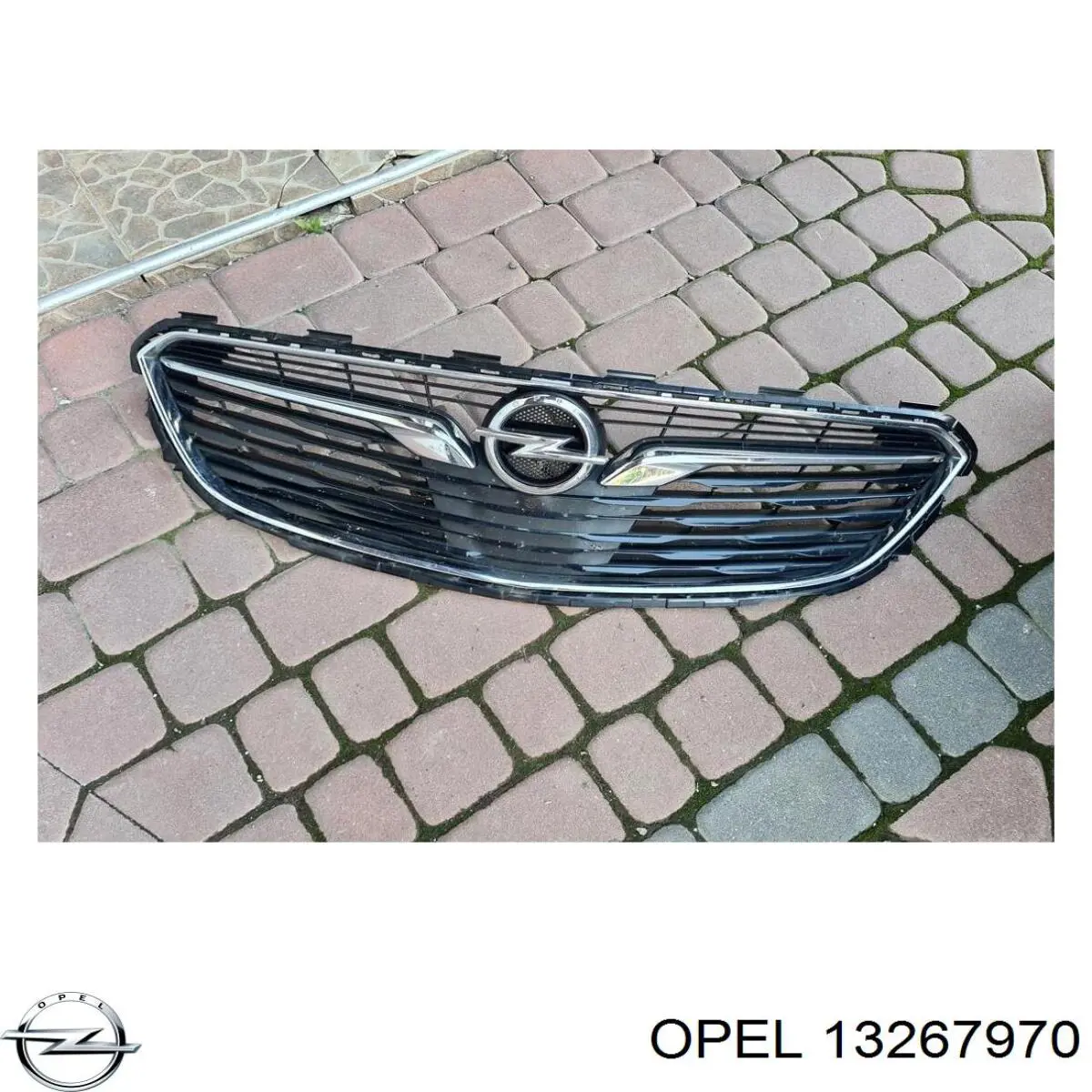Купити 13267970 Opel Заглушка бампера буксирувального гака, задня