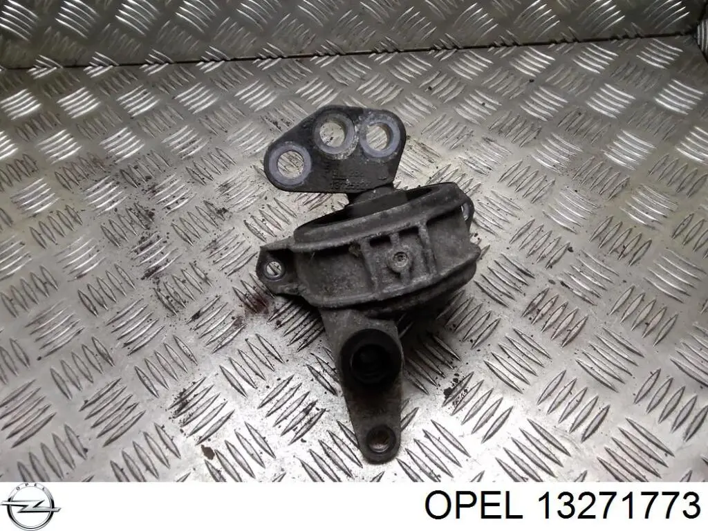 Купити 13271773 Opel Подушка (опора) двигуна, права