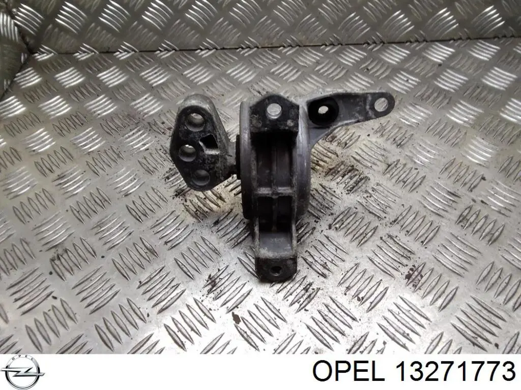 Купити 13271773 Opel Подушка (опора) двигуна, права