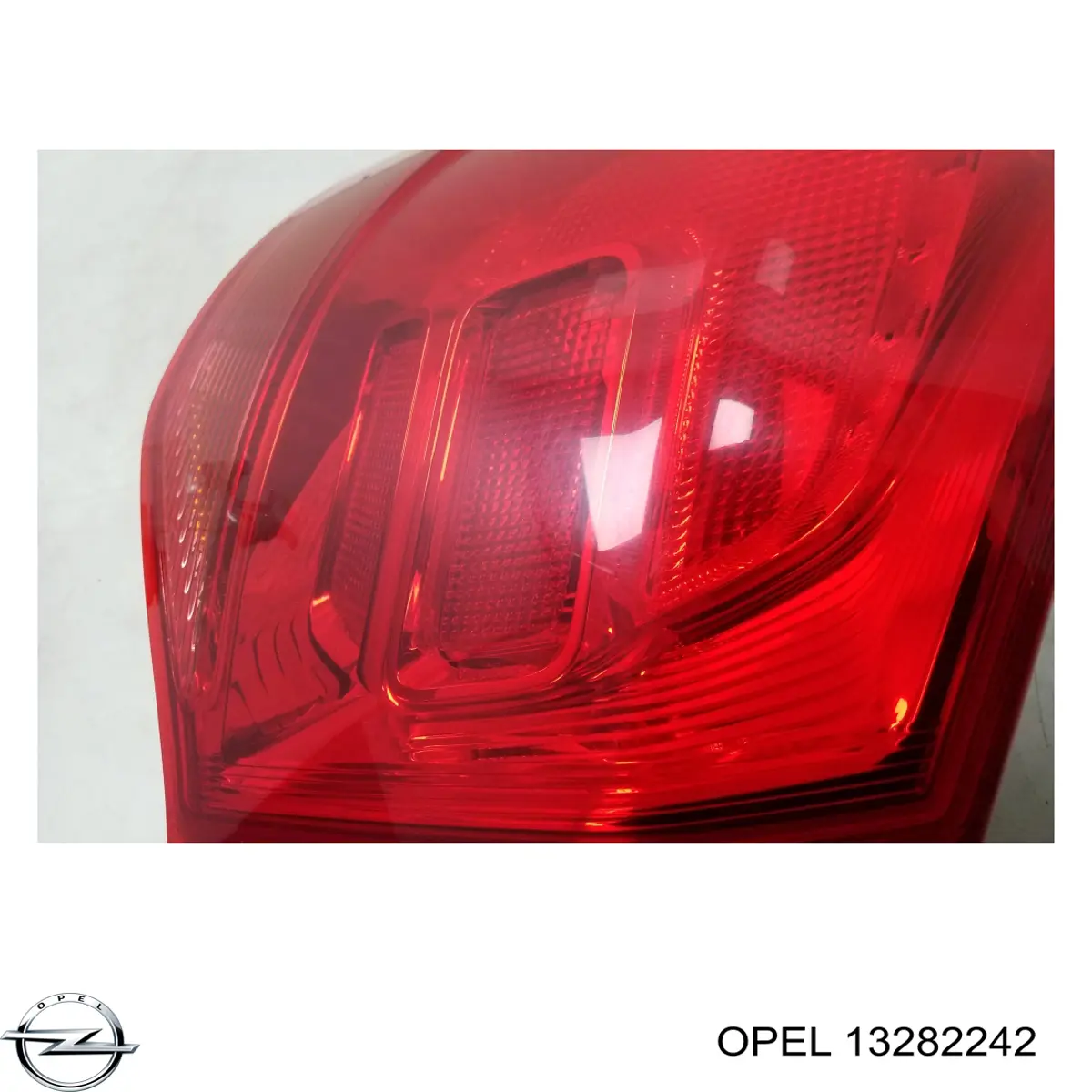 13282242 Opel Задній лівий зовнішній ліхтар