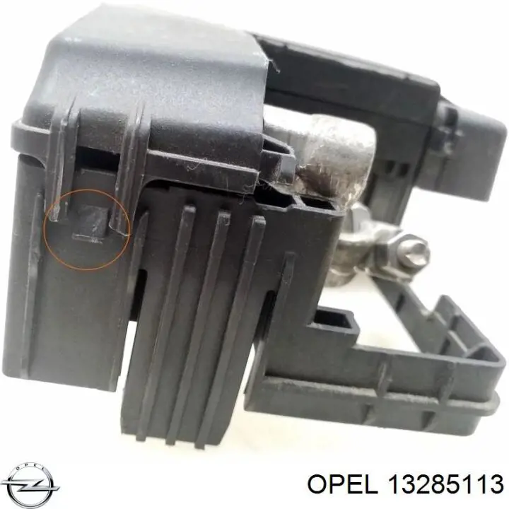 Монтажний блок Opel 13285113