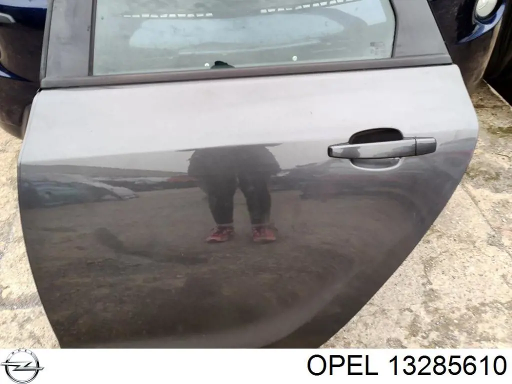 Двері задні, ліві Opel Astra J GTC (Опель Астра)