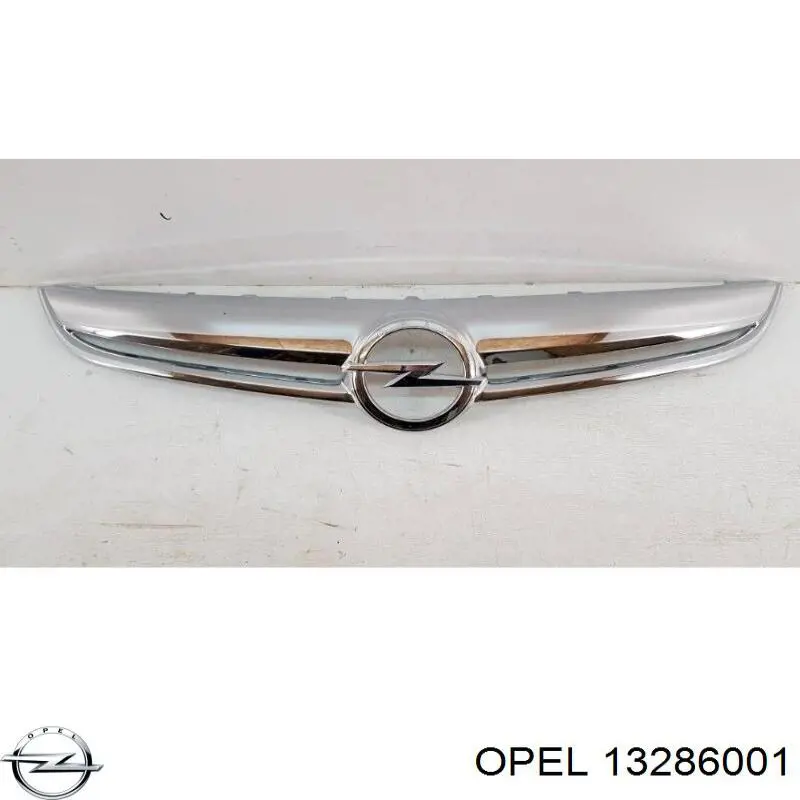 Накладка (рамка) решітки радіатора Opel 1400870