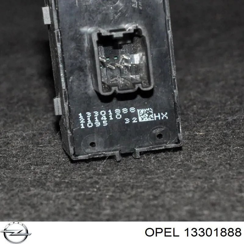 Кнопки заднього склопідіймача General Motors 13301888 ціна, від 4.83 USD
