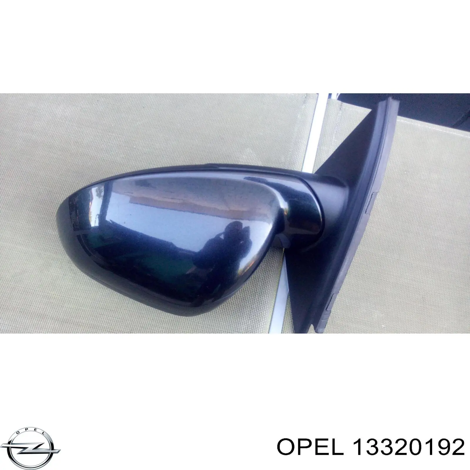 Ліве бокове дзеркало 13320192 Opel