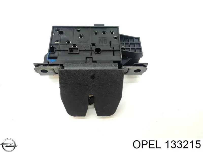 Замок багажника 133215 Opel