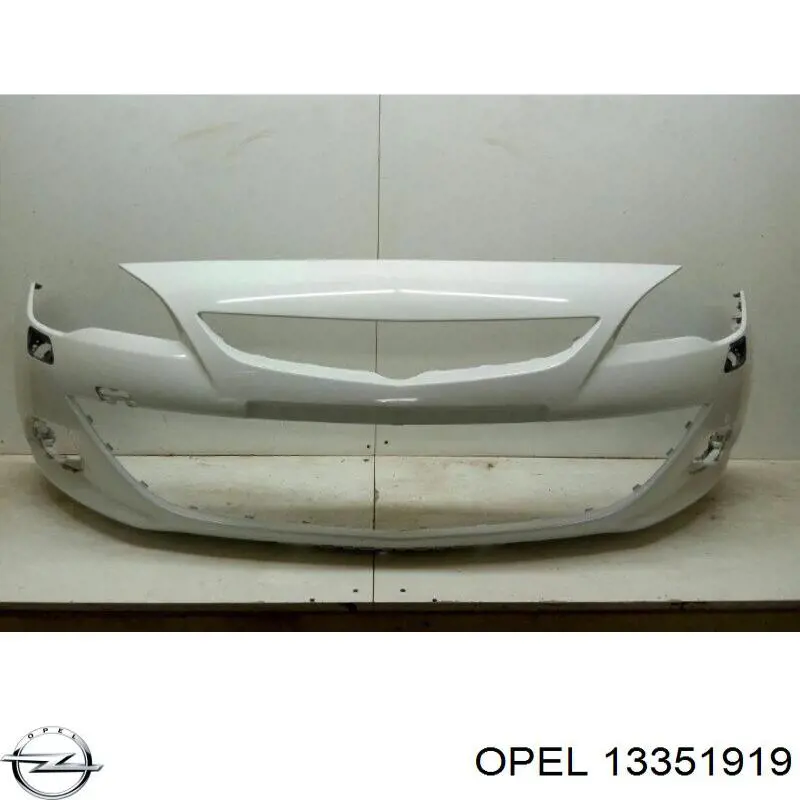 13351919 Opel Бампер передній в зборі