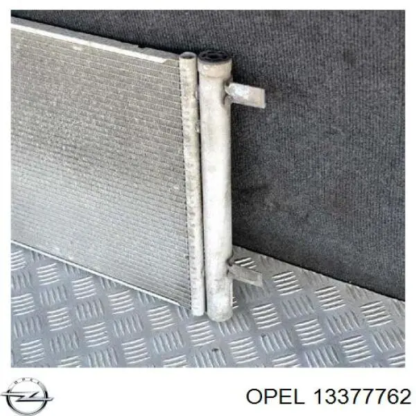 13377762 Opel радіатор кондиціонера