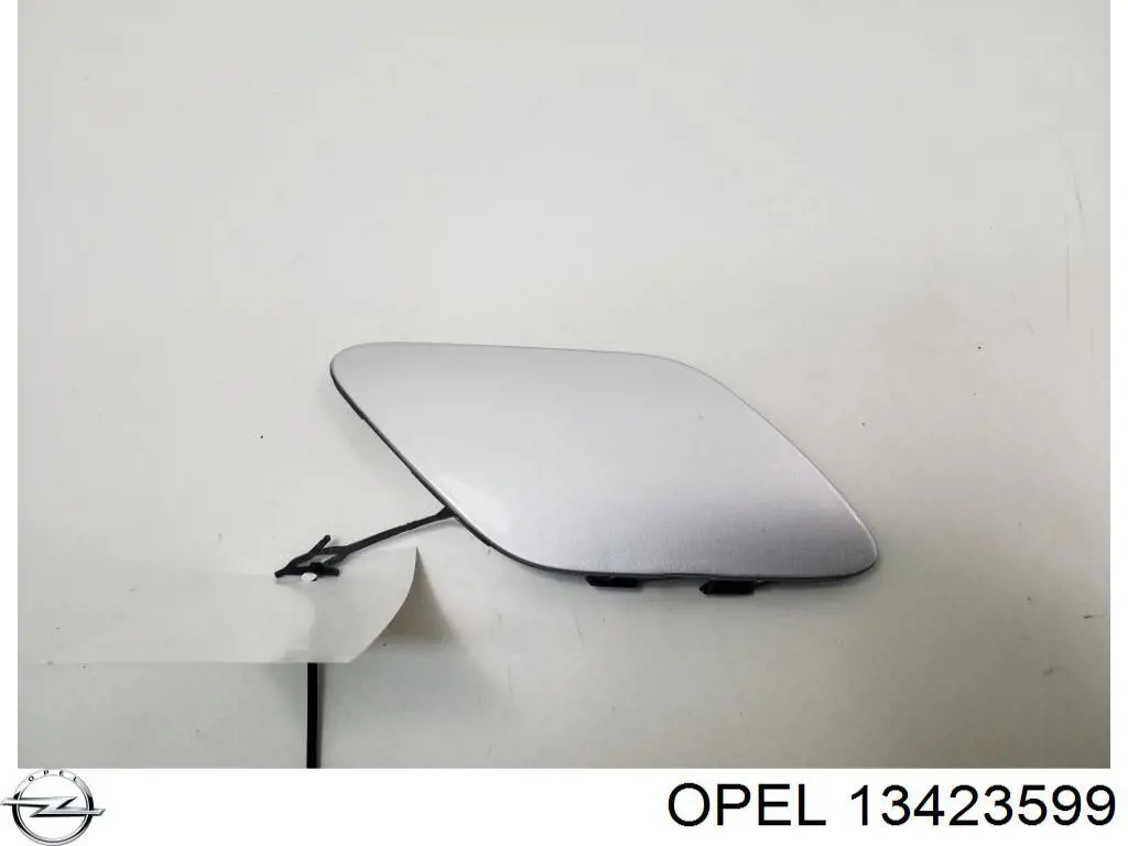 Купити 13423599 Opel Заглушки буксирувального гака